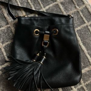 MICHAEL KORS CROSSBODY!!!
